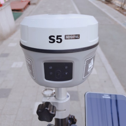 [중고]SINCON 신콘 GPS측량기 S5N / 555채널 GNSS 수신기 풀세트